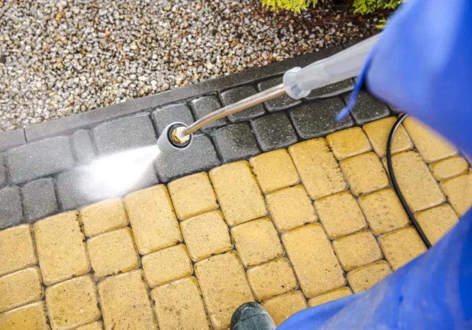 pressure-soft-washing-benefits-homes featured image