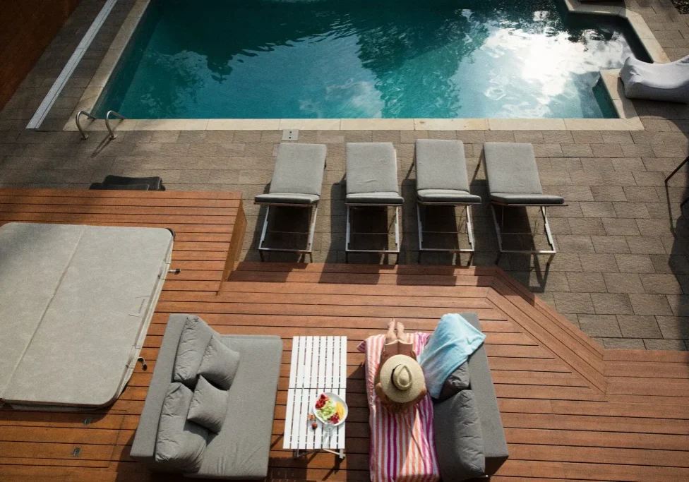 revitalize-pool-area-expert-deck-cleaning-painting-services featured image